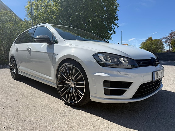 Volkswagen Golf VII 6 of 8