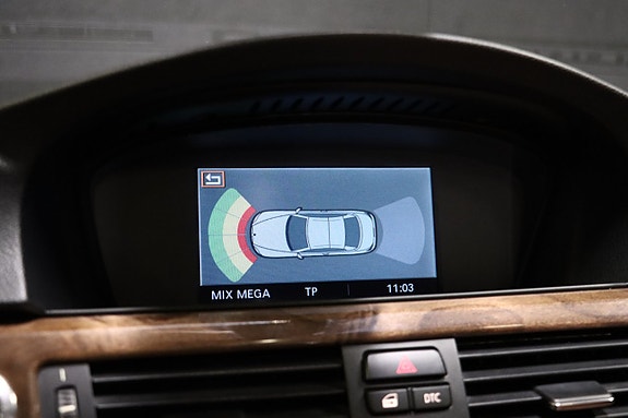 BMW 330i 22 of 23