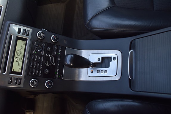 Volvo V70 16 of 22