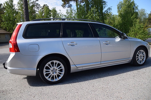 Volvo V70 5 of 5
