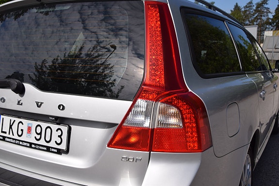 Volvo V70 21 of 22
