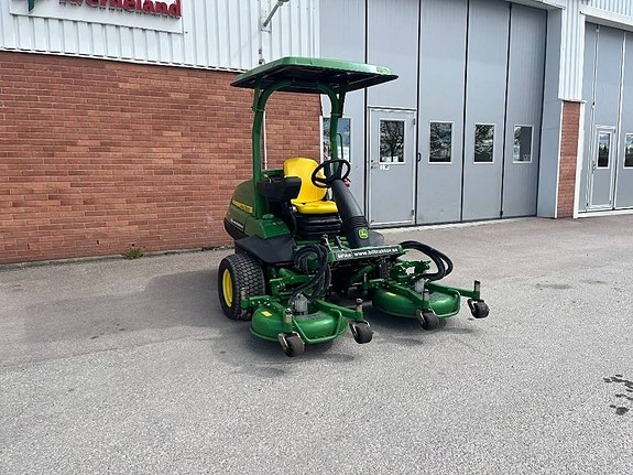 John Deere 7400 A TerrainCut