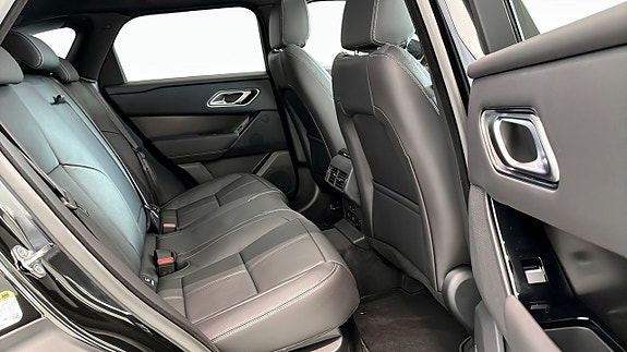 Land Rover Range Rover Velar 5 of 5