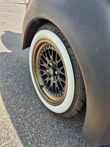 Volkswagen 1303 6 of 7