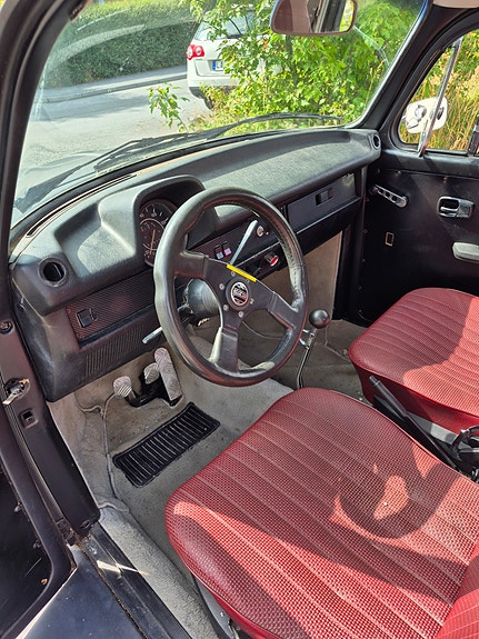 Volkswagen 1303 3 of 5