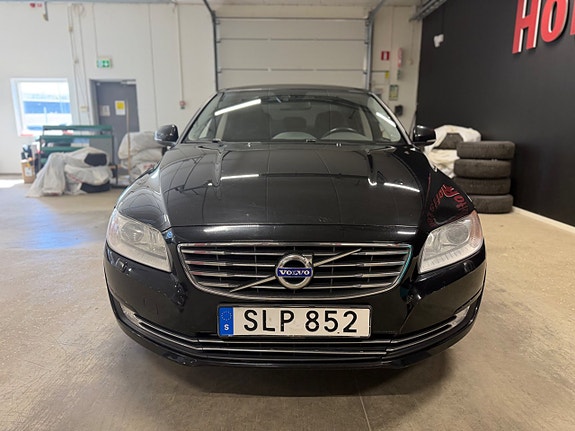 Volvo S80 7 of 16