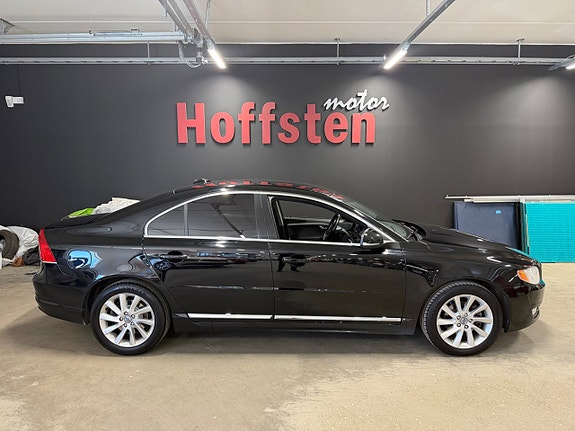 Volvo S80 2 of 16