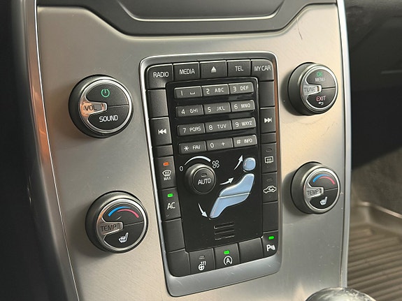 Volvo S80 15 of 16