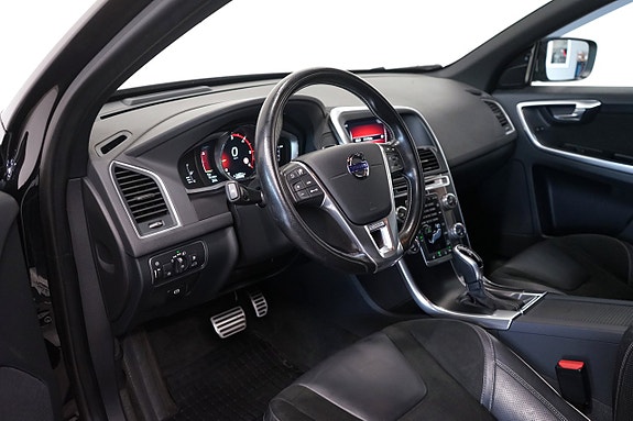 Volvo XC60 9 of 16