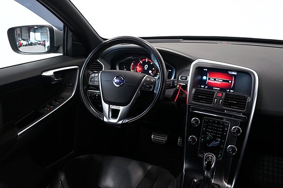 Volvo XC60 6 of 16