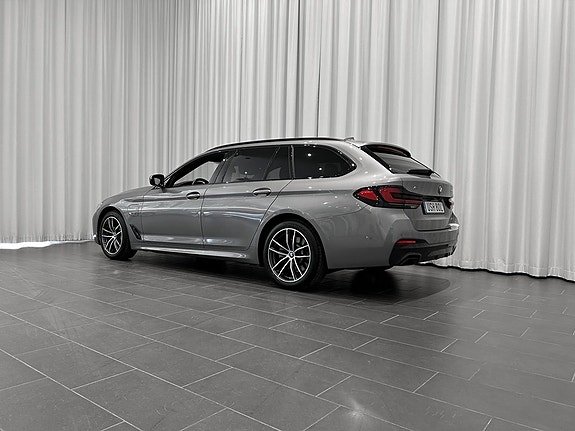 BMW 530e 3 of 17