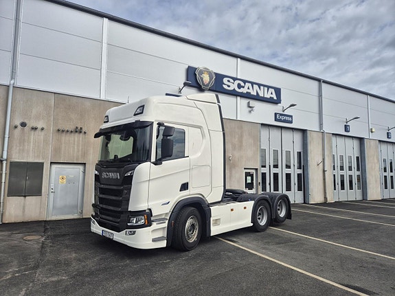Scania R460 A6x2NB