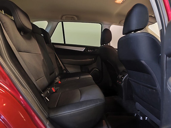 Subaru Outback 17 of 26
