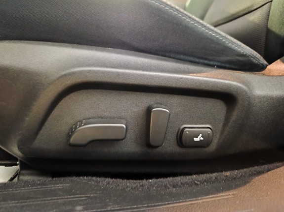 Subaru Outback 18 of 26