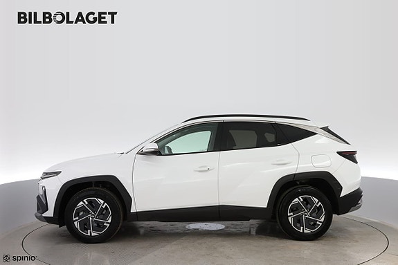 Hyundai Tucson 2 of 5