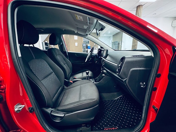 Kia Picanto 15 of 17