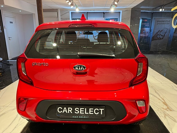 Kia Picanto 4 of 17