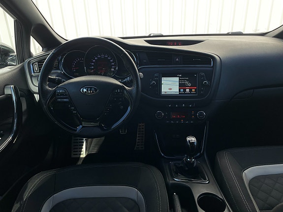 Kia Ceed 8 of 17