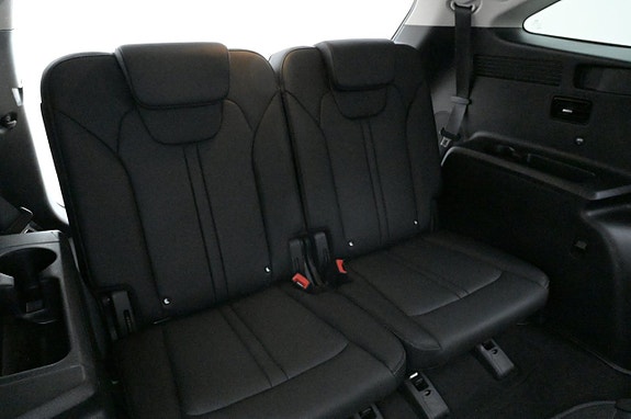 Kia Sorento 22 of 27