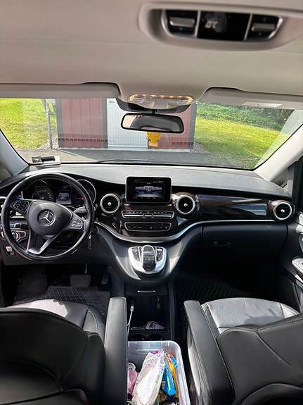 Mercedes-Benz V250 d 6 of 6