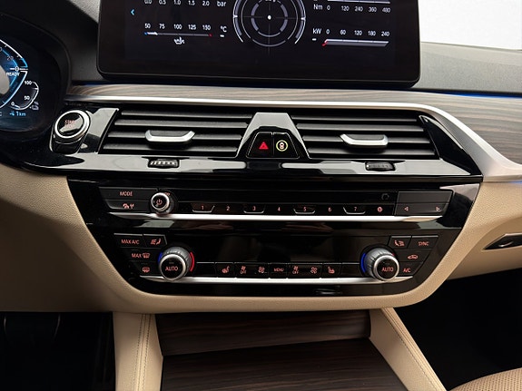 BMW 530e 21 of 30