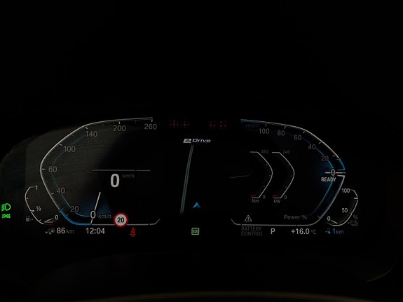 BMW 530e 14 of 30
