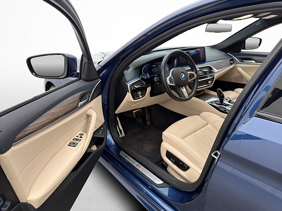 BMW 530e 10 of 30
