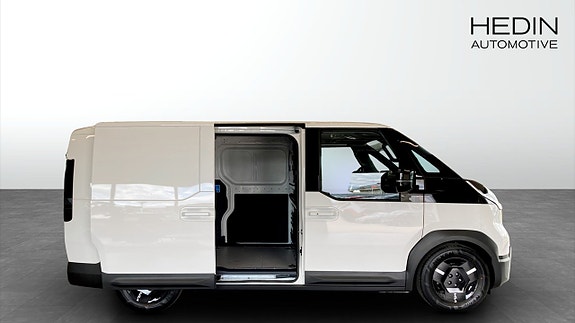 Kia PV5 7 of 16