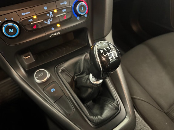 Ford Focus 20 of 24