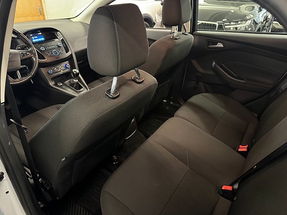 Ford Focus 18 of 24