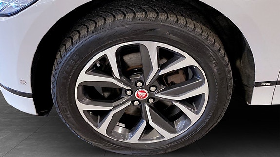 Jaguar I-PACE 9 of 9