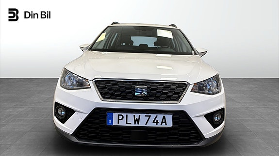 Seat Arona 4 of 5