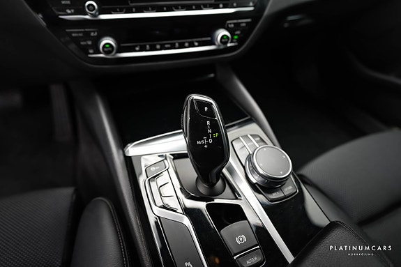 BMW 520d 9 of 13
