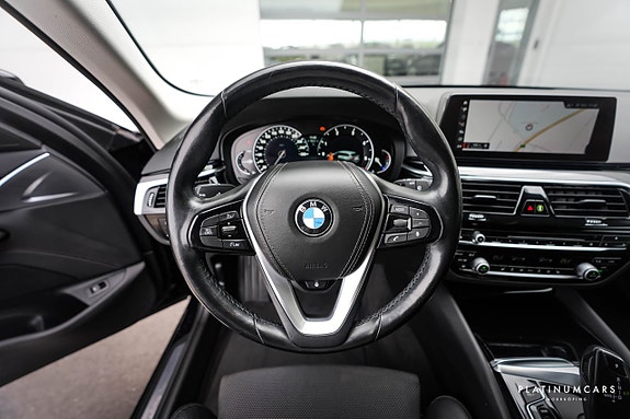 BMW 520d 6 of 13