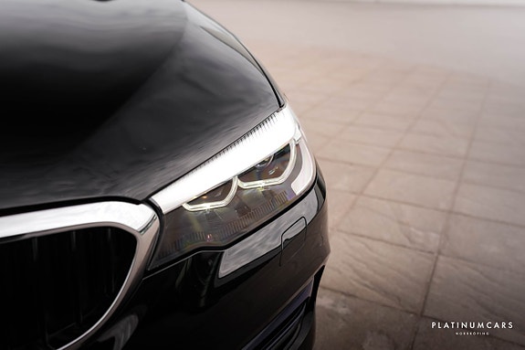 BMW 520d 11 of 13