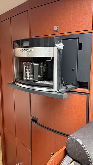 Dethleffs T 6700 Eighty Dragkrok/Kaffemaskin/Stödben 13 of 19