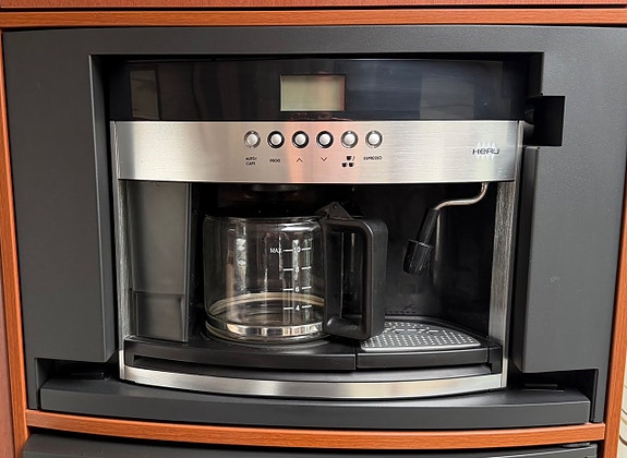 Dethleffs T 6700 Eighty Dragkrok/Kaffemaskin/Stödben 12 of 19