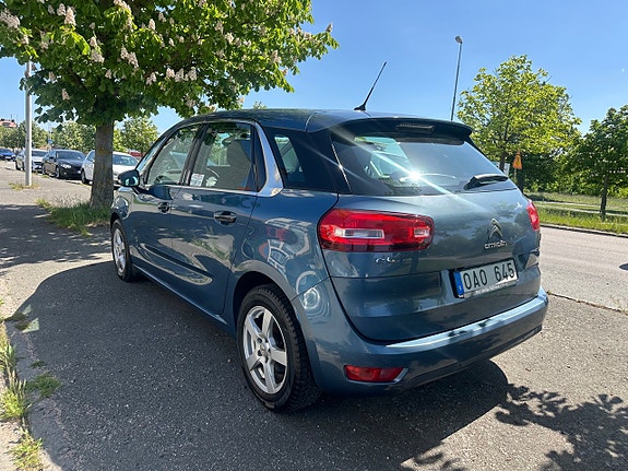 Citroen C4 Picasso 4 of 5