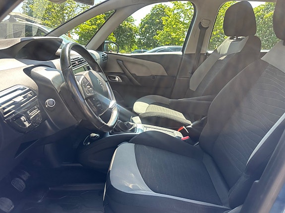 Citroen C4 Picasso 7 of 15