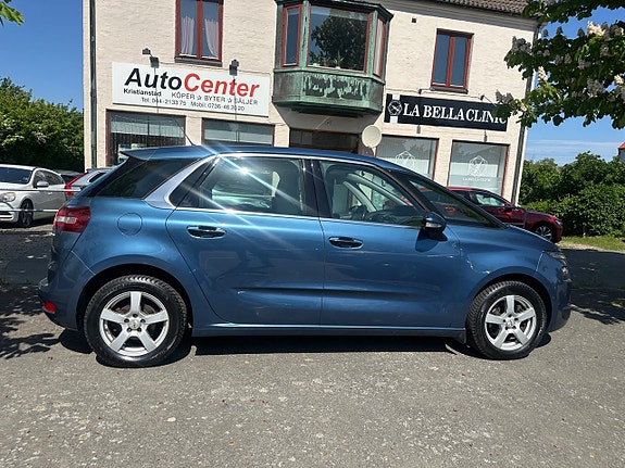 Citroen C4 Picasso 2 of 5