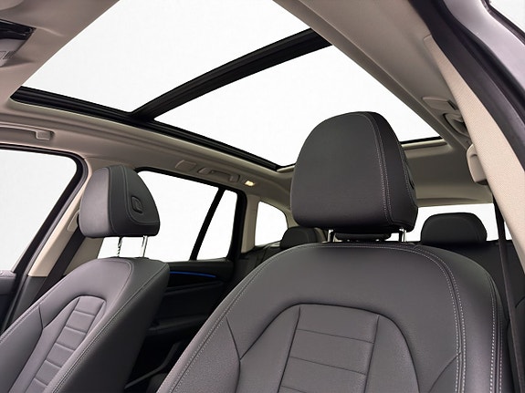 BMW iX3 12 of 30