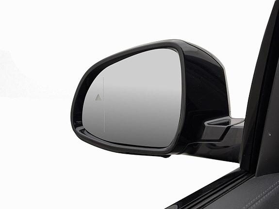 BMW iX3 10 of 30