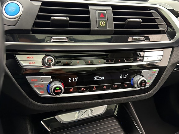 BMW iX3 24 of 30