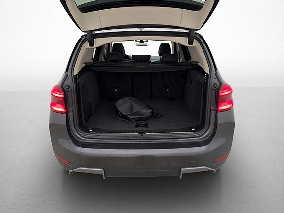 BMW iX3 30 of 30