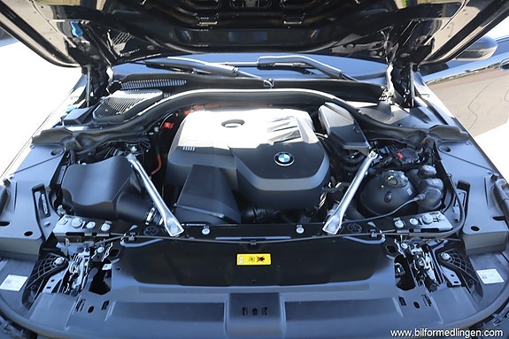 BMW 530e 16 of 25
