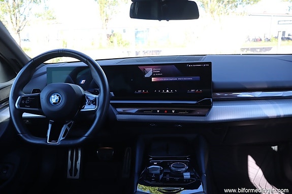BMW 530e 5 of 5