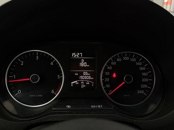 Volkswagen Polo 6 of 21