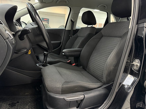Volkswagen Polo 13 of 21