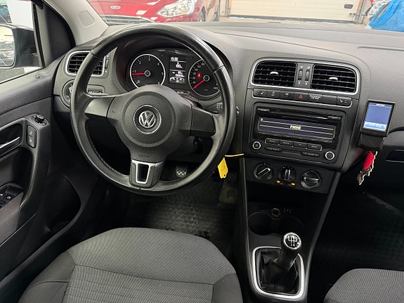 Volkswagen Polo 7 of 21