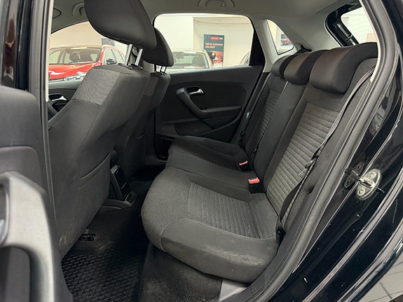 Volkswagen Polo 15 of 21